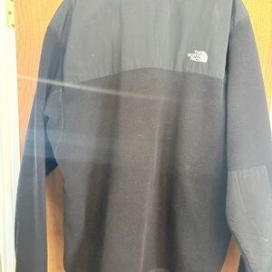 The North Face Men's Black Performance Jacket